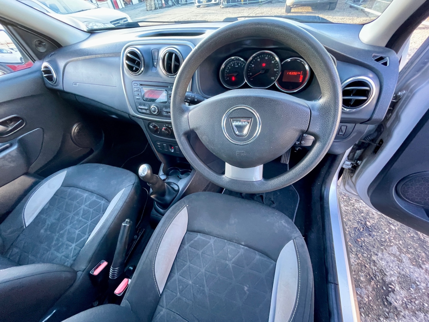 Used Dacia Sandero Stepway 2014 for sale - 77545326: Photo 19