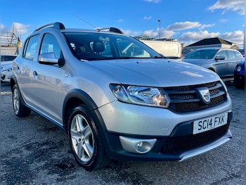 Used Dacia Sandero Stepway 2014 for sale - 77545326: Photo