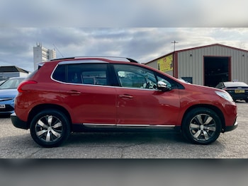 Used Peugeot 2008 2015 for sale - 77934751: Photo
