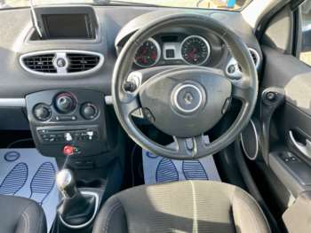 Used Renault Clio 2010 for sale - 73838220: Photo