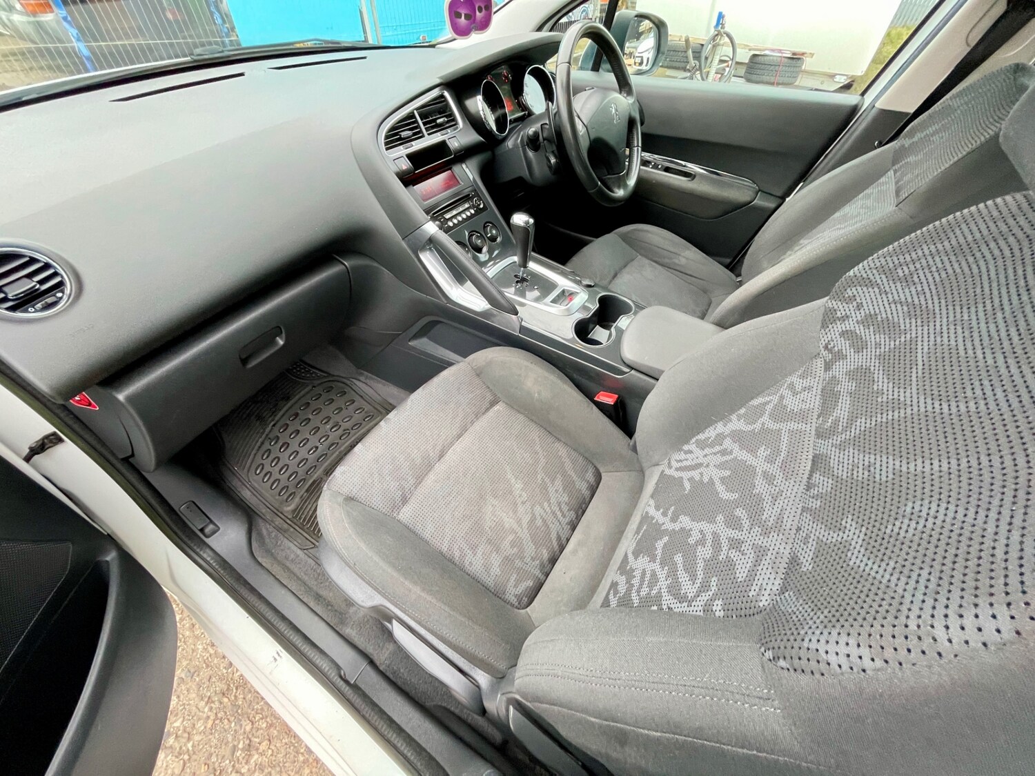 Used Peugeot 3008 2013 for sale - 77592557: Photo 18