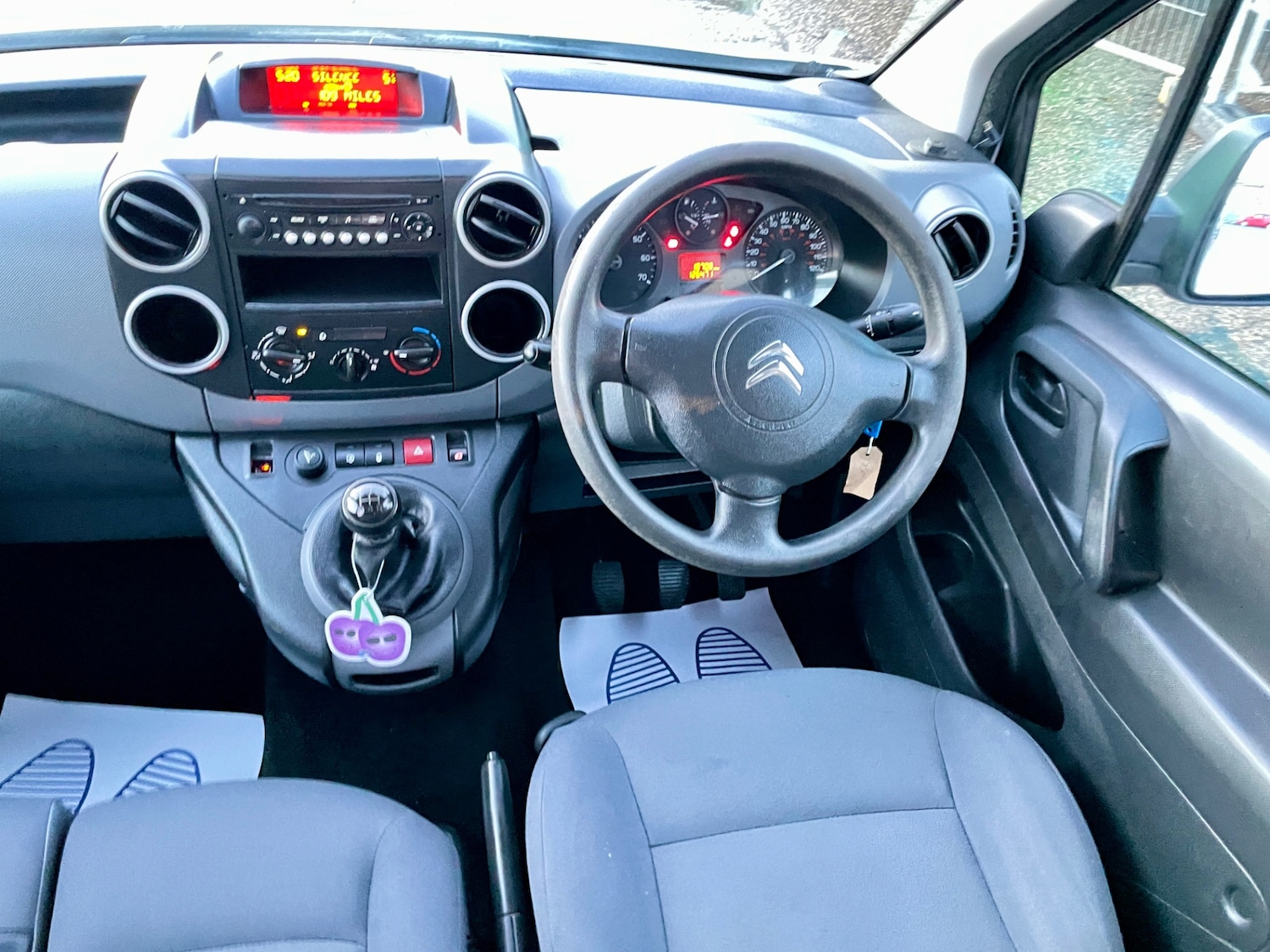 Used Citroen Berlingo 2014 for sale - 77186552: Photo 11