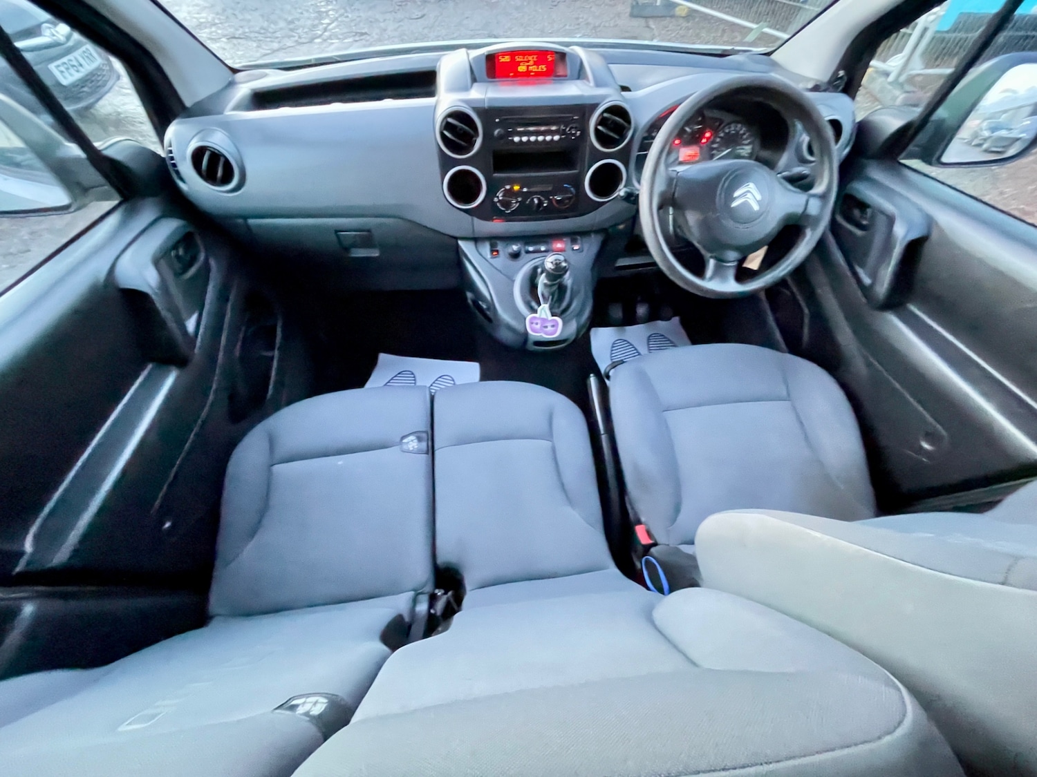 Used Citroen Berlingo 2014 for sale - 77186552: Photo 3