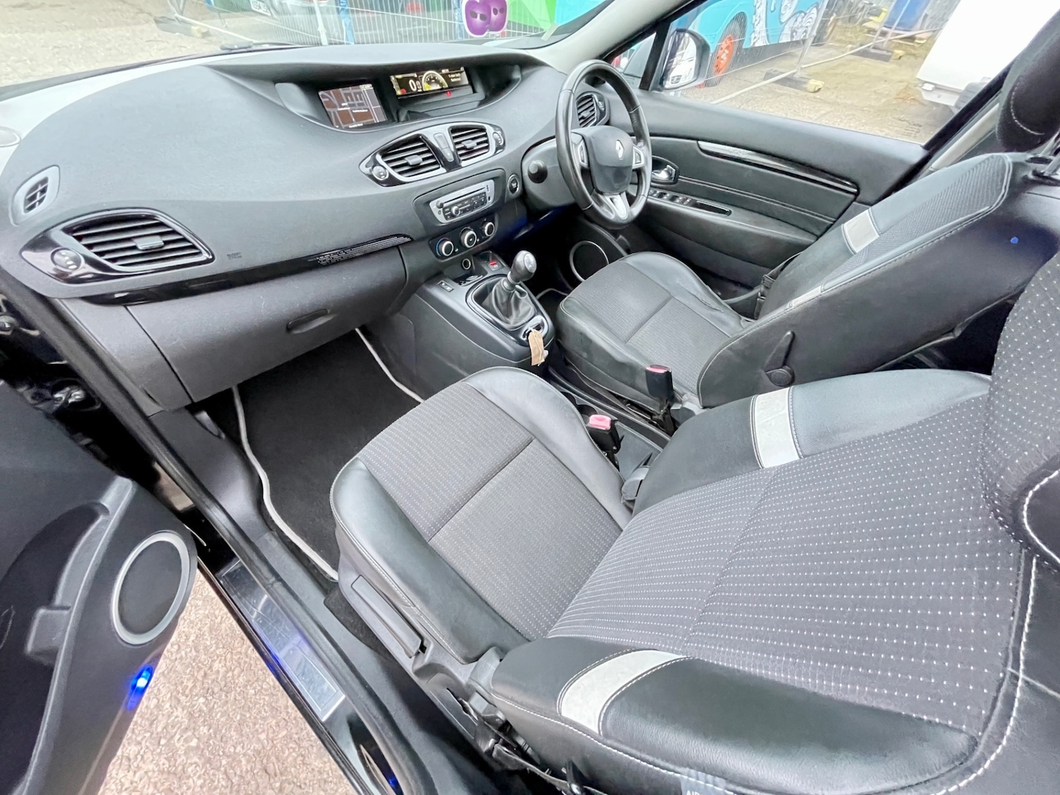 Used Renault Grand Scenic 2012 for sale - 77465546: Photo 16