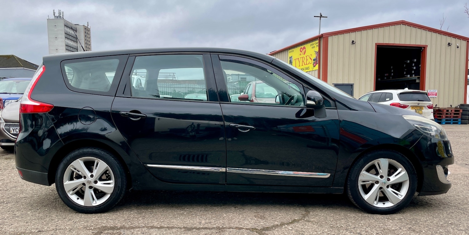 Used Renault Grand Scenic 2012 for sale - 77465546: Photo 8