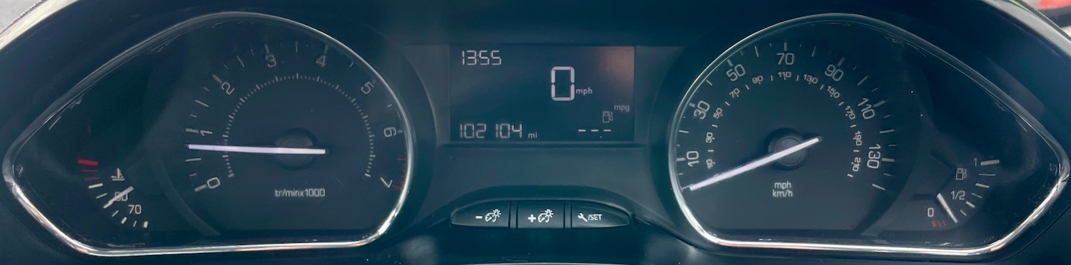 Used Peugeot 2008 2014 for sale - 78182409: Photo 19