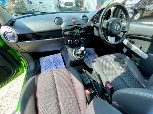 Used Mazda Mazda2 2010 for sale - 75026530: Photo 13