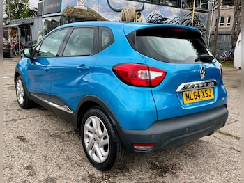 Used Renault Captur 2024 for sale - 75717781: Photo