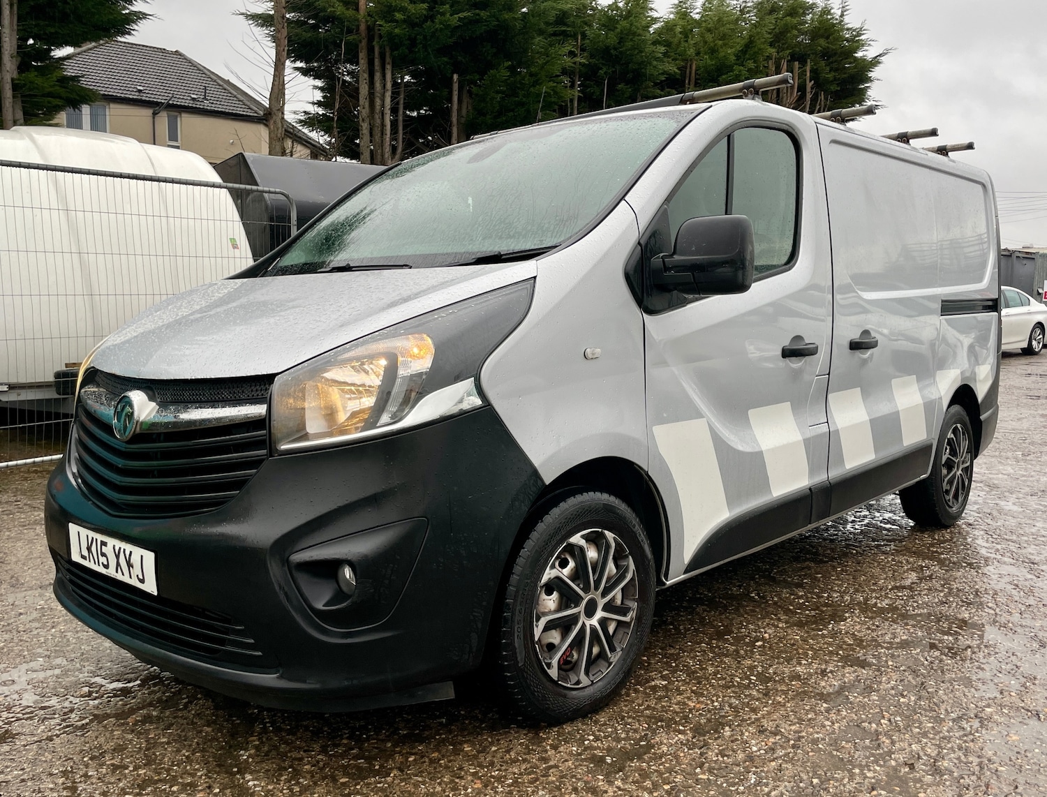 Used Vauxhall Vivaro 2015 for sale - 77632538: Photo 11