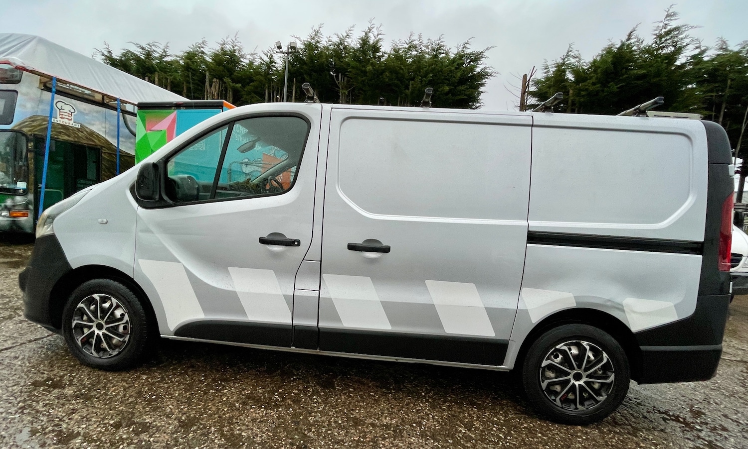 Used Vauxhall Vivaro 2015 for sale - 77632538: Photo 12