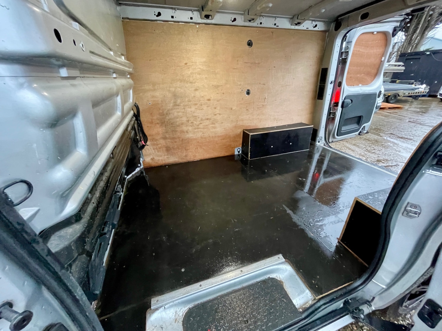 Used Vauxhall Vivaro 2015 for sale - 77632538: Photo 18