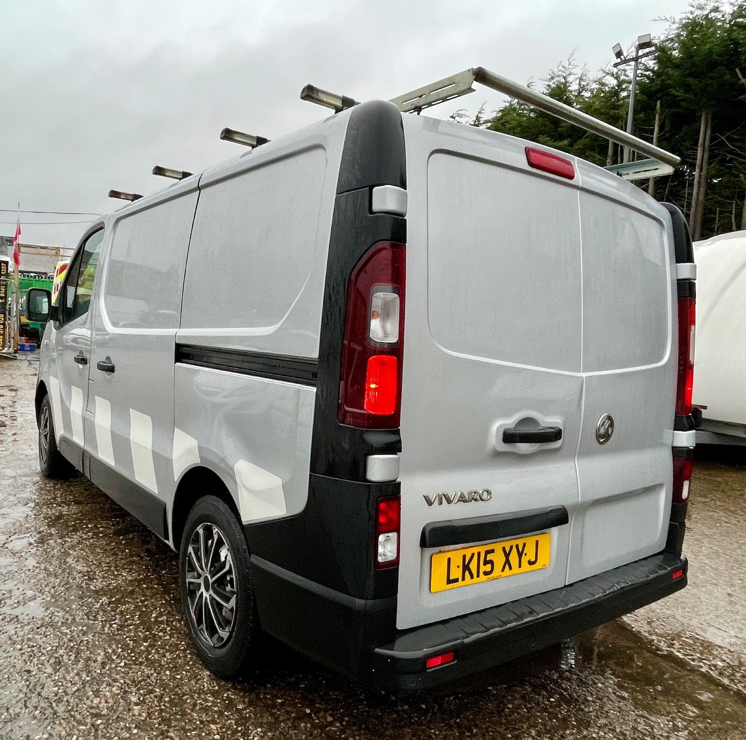 Used Vauxhall Vivaro 2015 for sale - 77632538: Photo 6