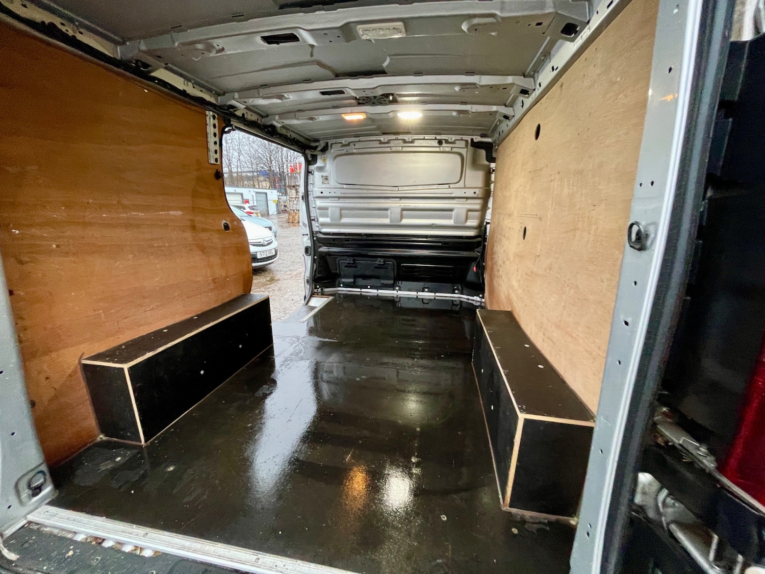 Used Vauxhall Vivaro 2015 for sale - 77632538: Photo 7