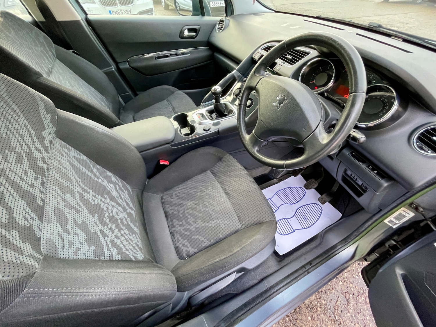 Used Peugeot 3008 2011 for sale - 76960242: Photo 15