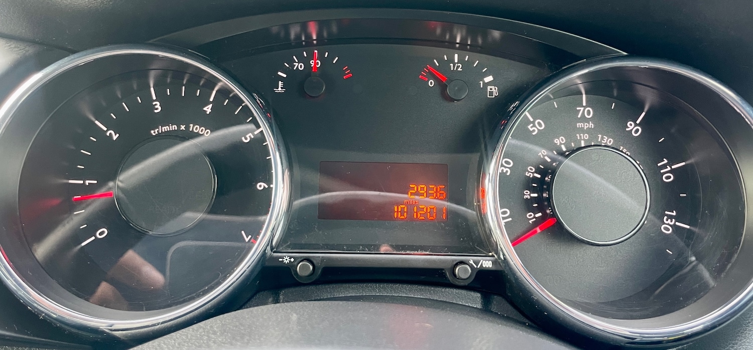 Used Peugeot 3008 2011 for sale - 76960242: Photo 19