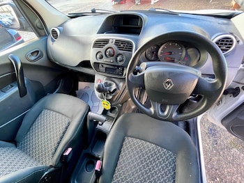 Used Renault Kangoo 2013 for sale - 76555549: Photo