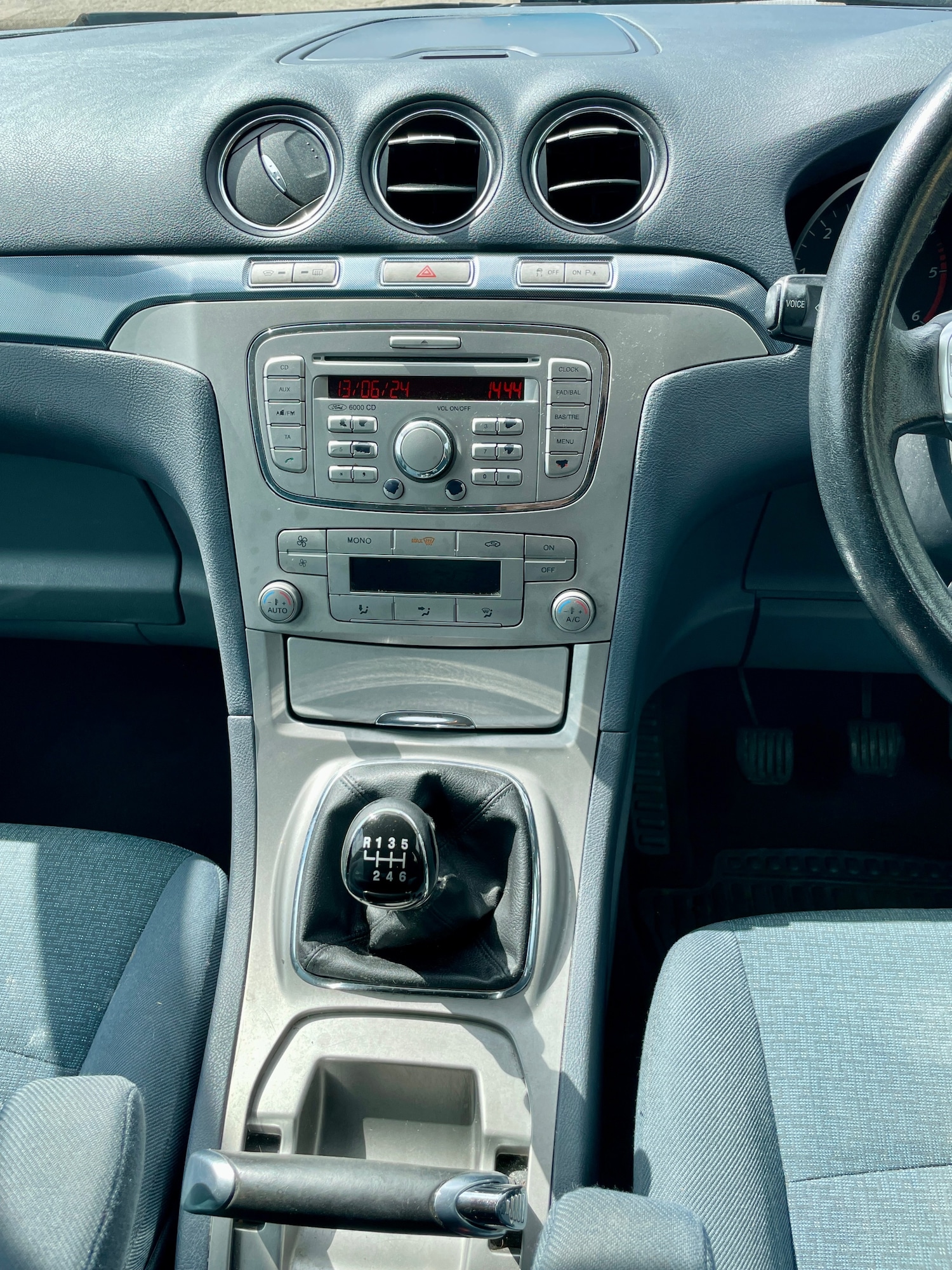 Used Ford Galaxy 2009 for sale - 76477543: Photo 13