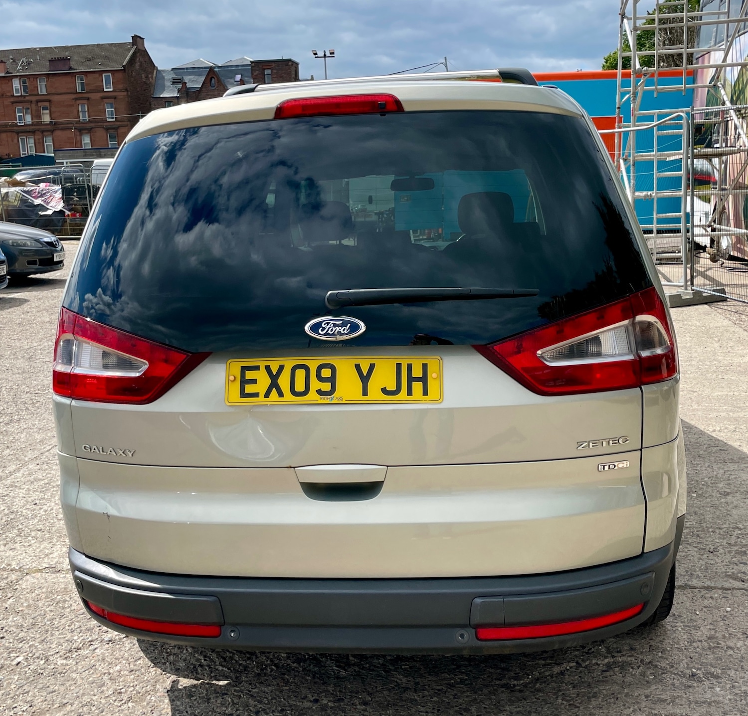 Used Ford Galaxy 2009 for sale - 76477543: Photo 3