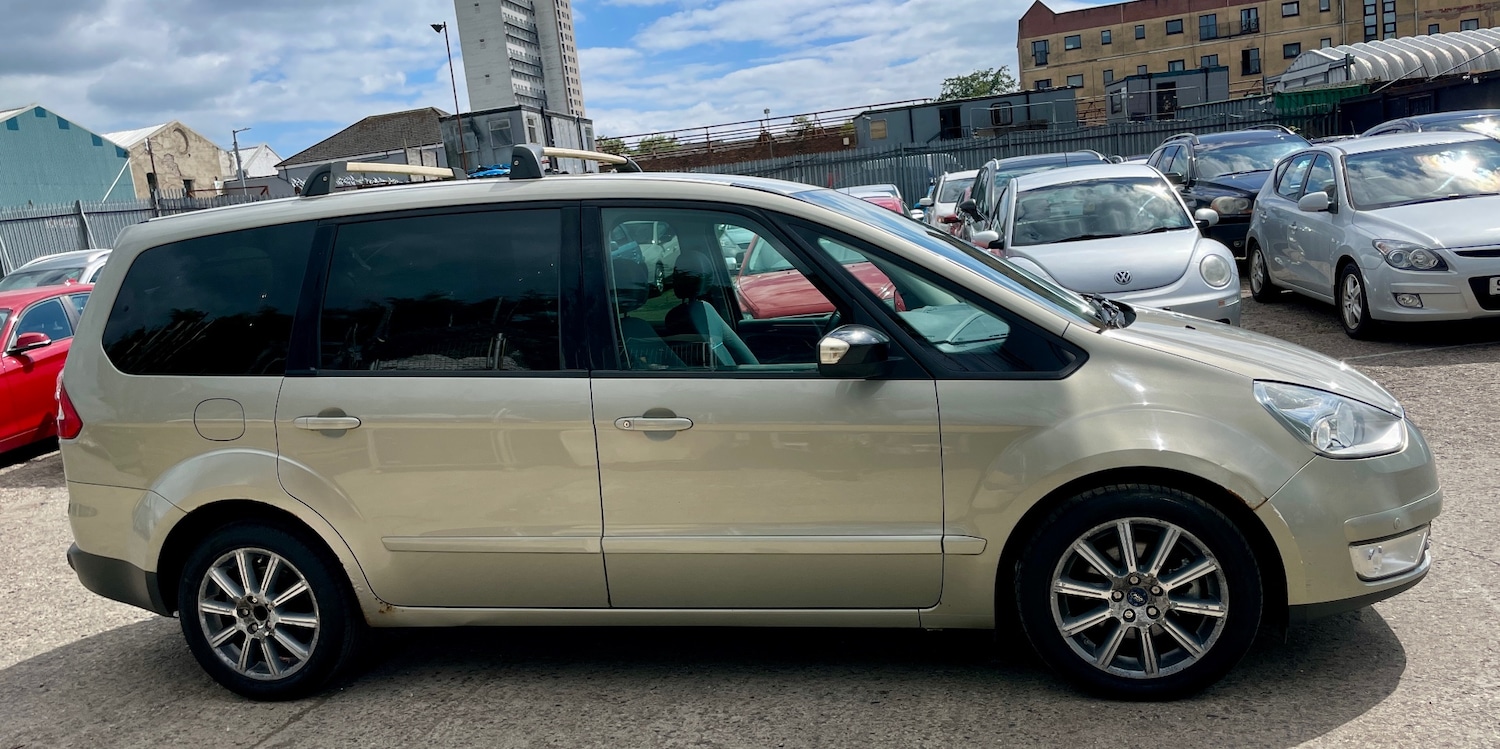 Used Ford Galaxy 2009 for sale - 76477543: Photo 4