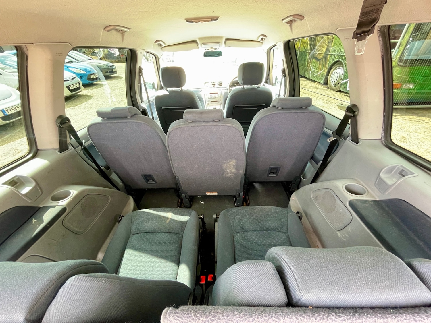 Used Ford Galaxy 2009 for sale - 76477543: Photo 6