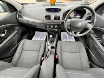 Used Renault Megane 2013 for sale - 74943385: Photo