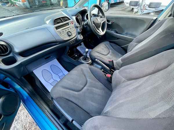 Used Honda Jazz 2010 for sale - 76194555: Photo 16