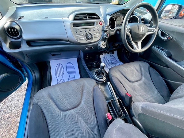Used Honda Jazz 2010 for sale - 76194555: Photo 17