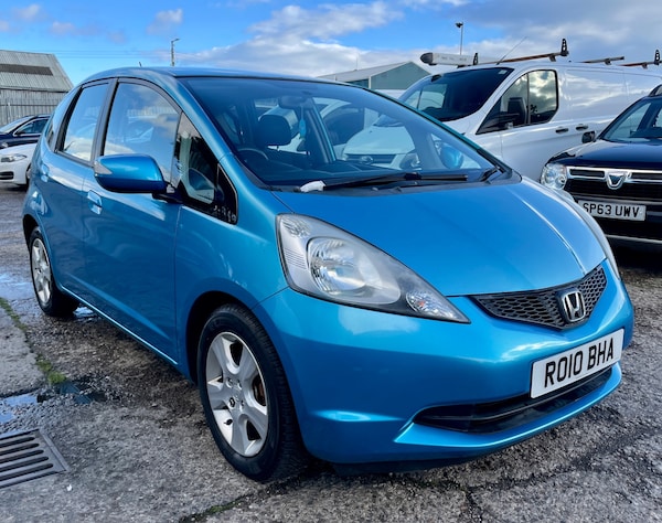 Used Honda Jazz 2010 for sale - 76194555: Photo 1