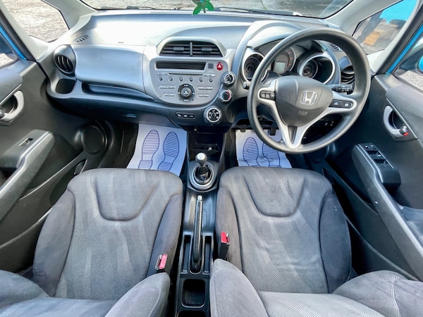 Used Honda Jazz 2010 for sale - 76194555: Photo 3