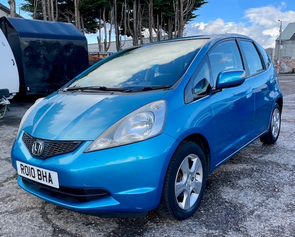 Used Honda Jazz 2010 for sale - 76194555: Photo 5