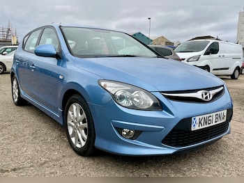 Used Hyundai i30 2011 for sale - 79527500: Photo