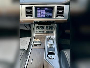 Used Jaguar XF 2013 for sale - 78326384: Photo