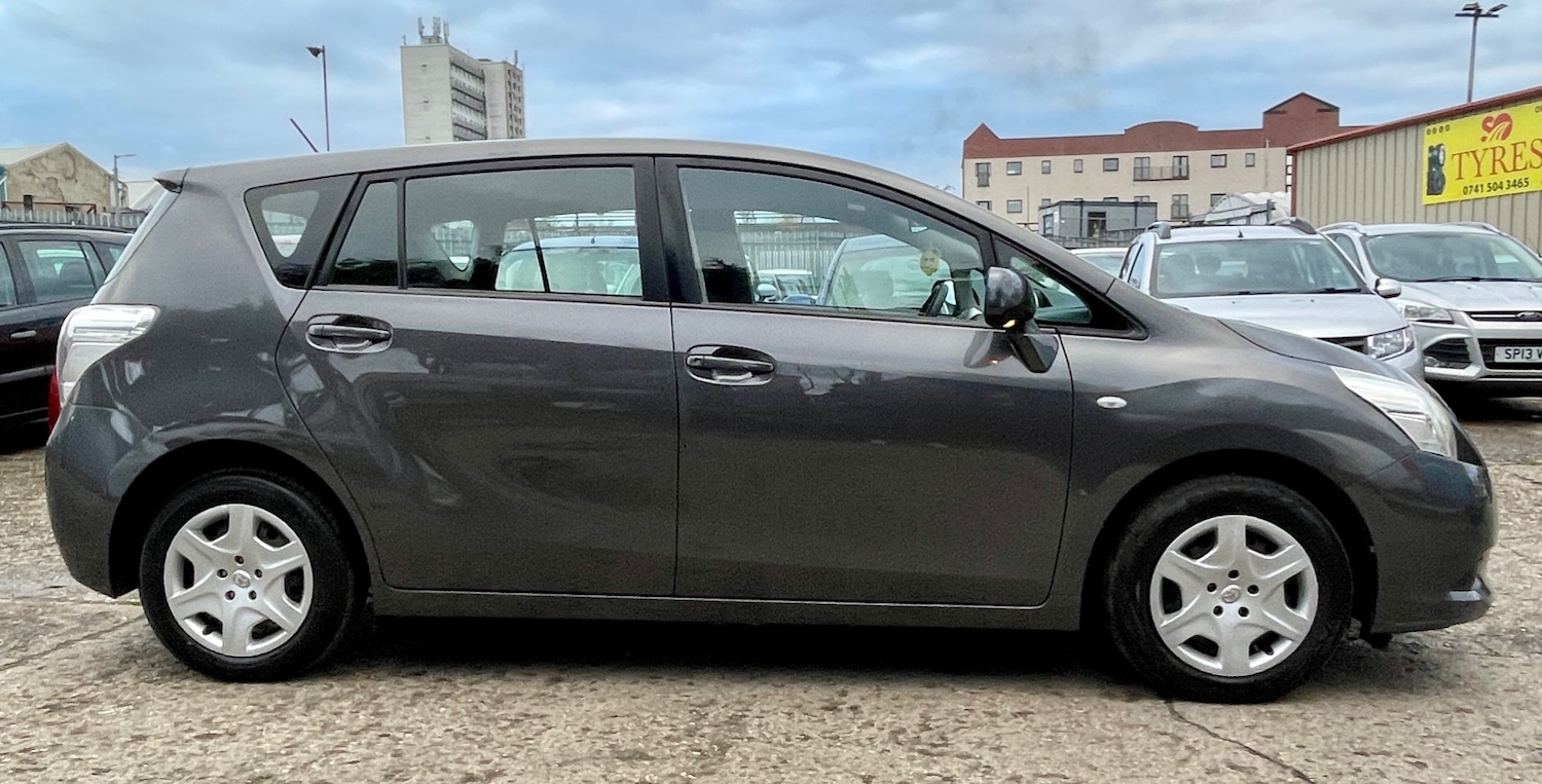 Used Toyota Verso 2012 for sale - 76508581: Photo 8