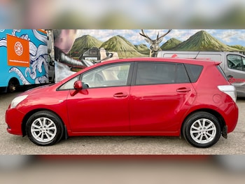 Used Toyota Verso 2011 for sale - 75567203: Photo