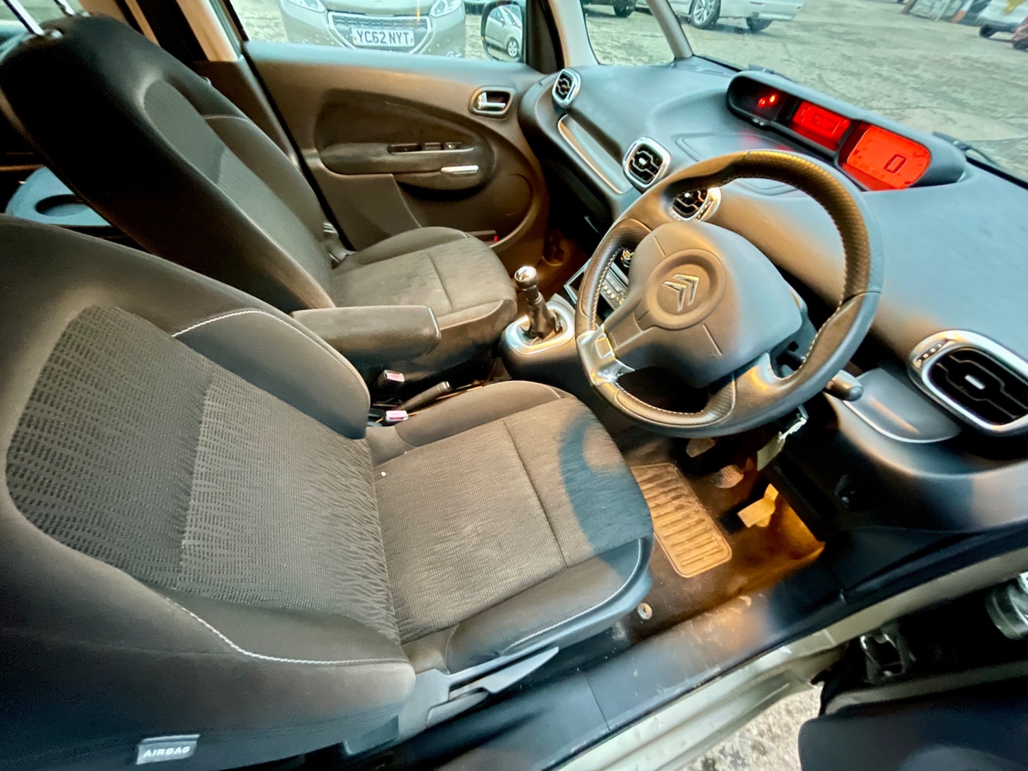 Used Citroen C3 Picasso 2011 for sale - 77274586: Photo 15