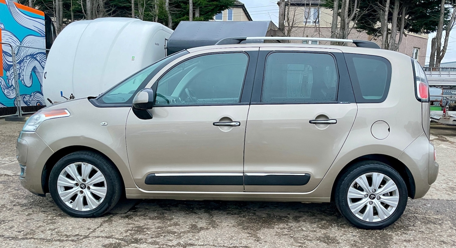 Used Citroen C3 Picasso 2011 for sale - 77274586: Photo 16