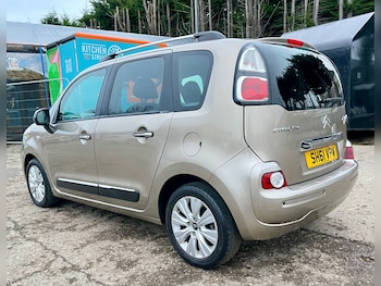 Used Citroen C3 Picasso 2011 for sale - 77274586: Photo