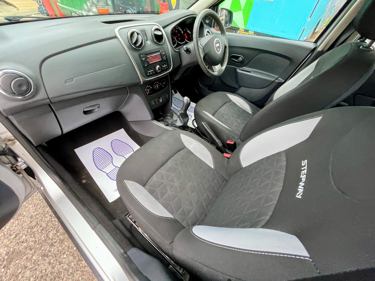 Used Dacia Sandero Stepway 2015 for sale - 76450385: Photo 17