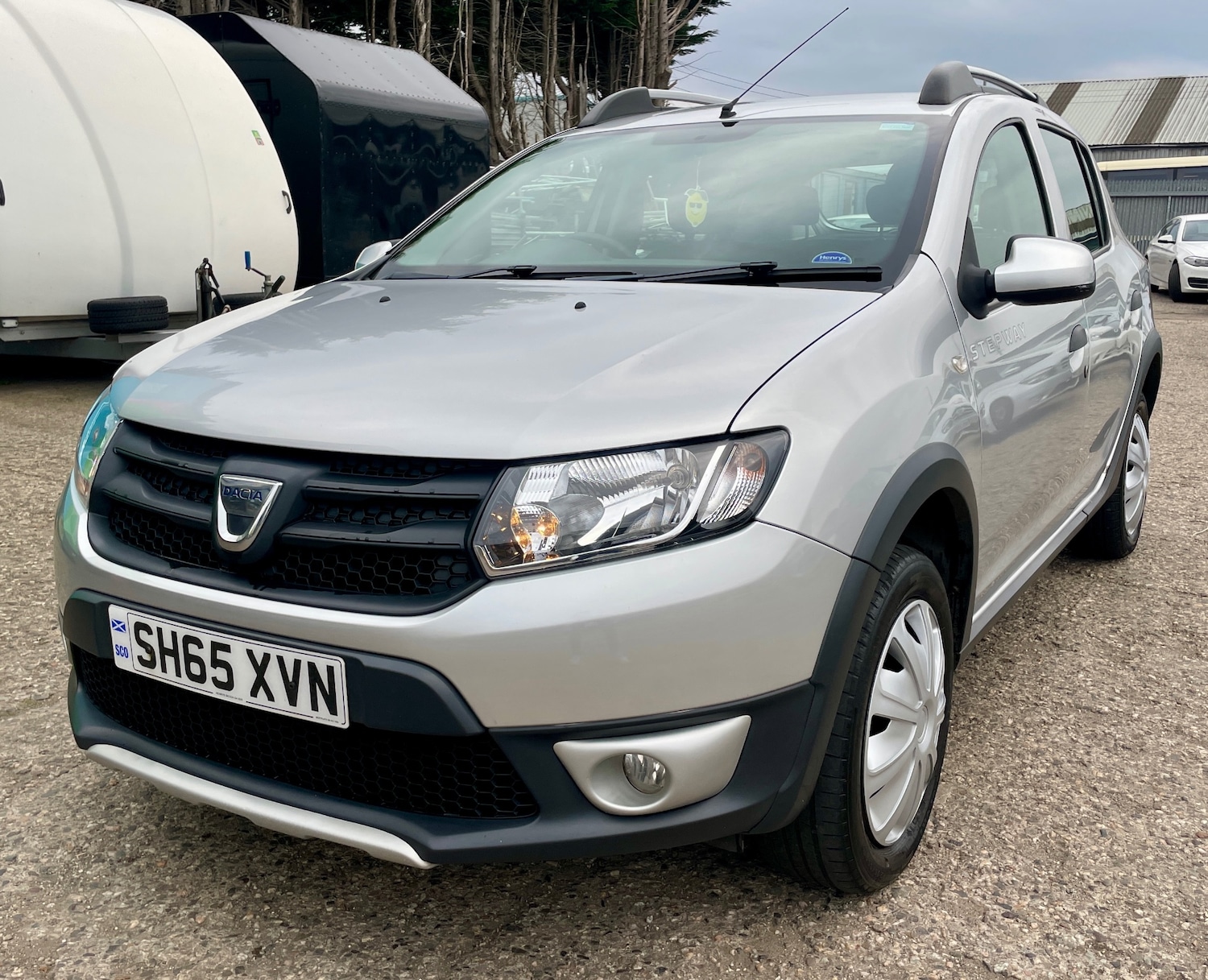 Used Dacia Sandero Stepway 2015 for sale - 76450385: Photo 3