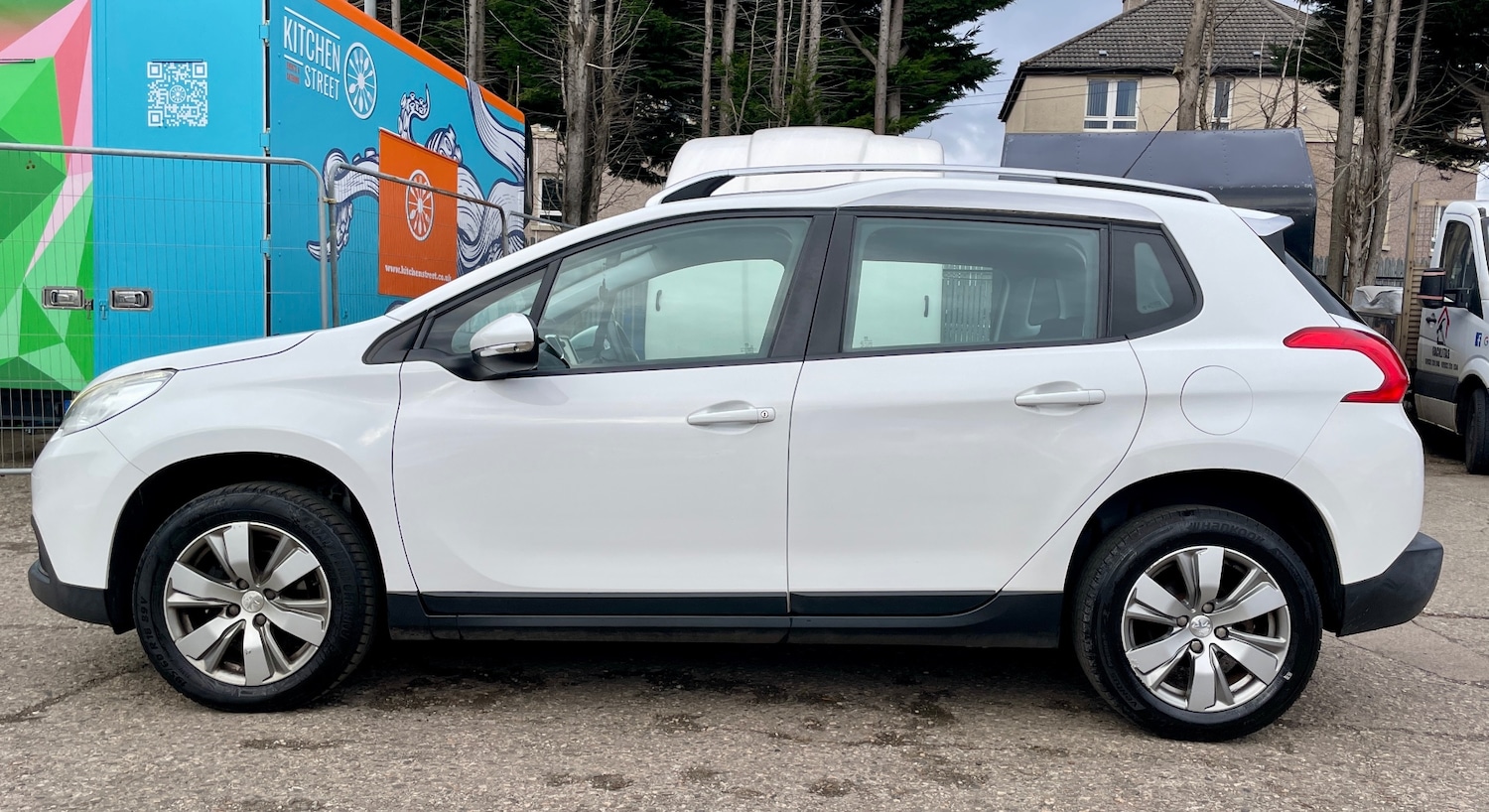 Used Peugeot 2008 2015 for sale - 77448177: Photo 5