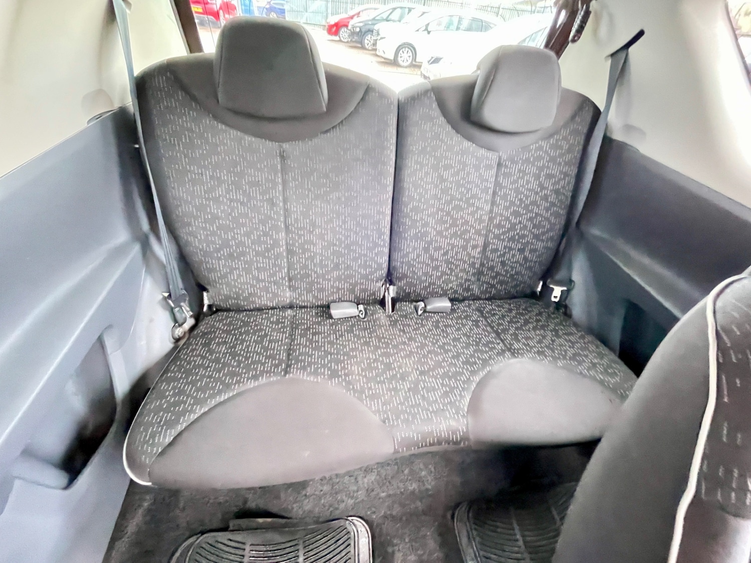 Used Peugeot 107 2011 for sale - 76884673: Photo 5