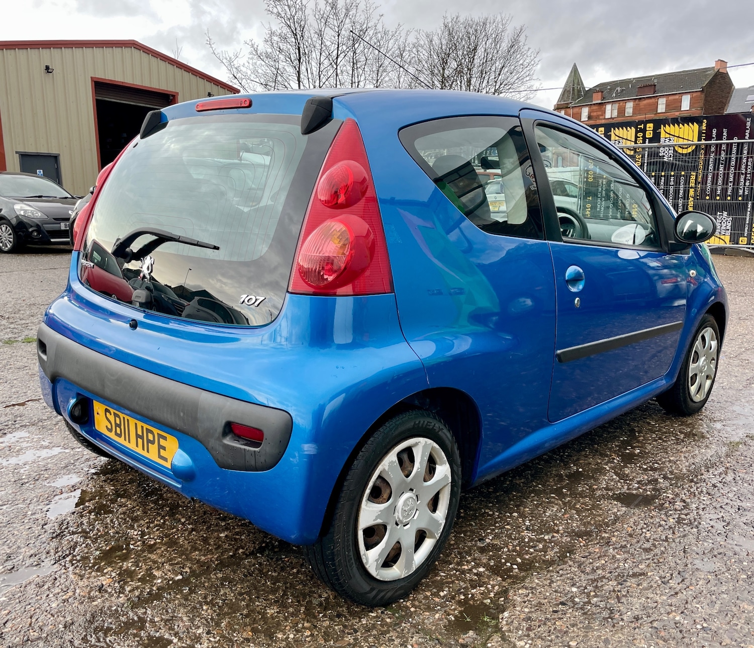 Used Peugeot 107 2011 for sale - 76884673: Photo 9