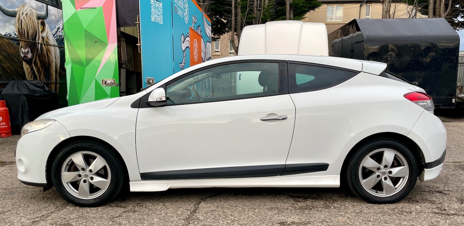 Used Renault Megane 2009 for sale - 76407684: Photo 18