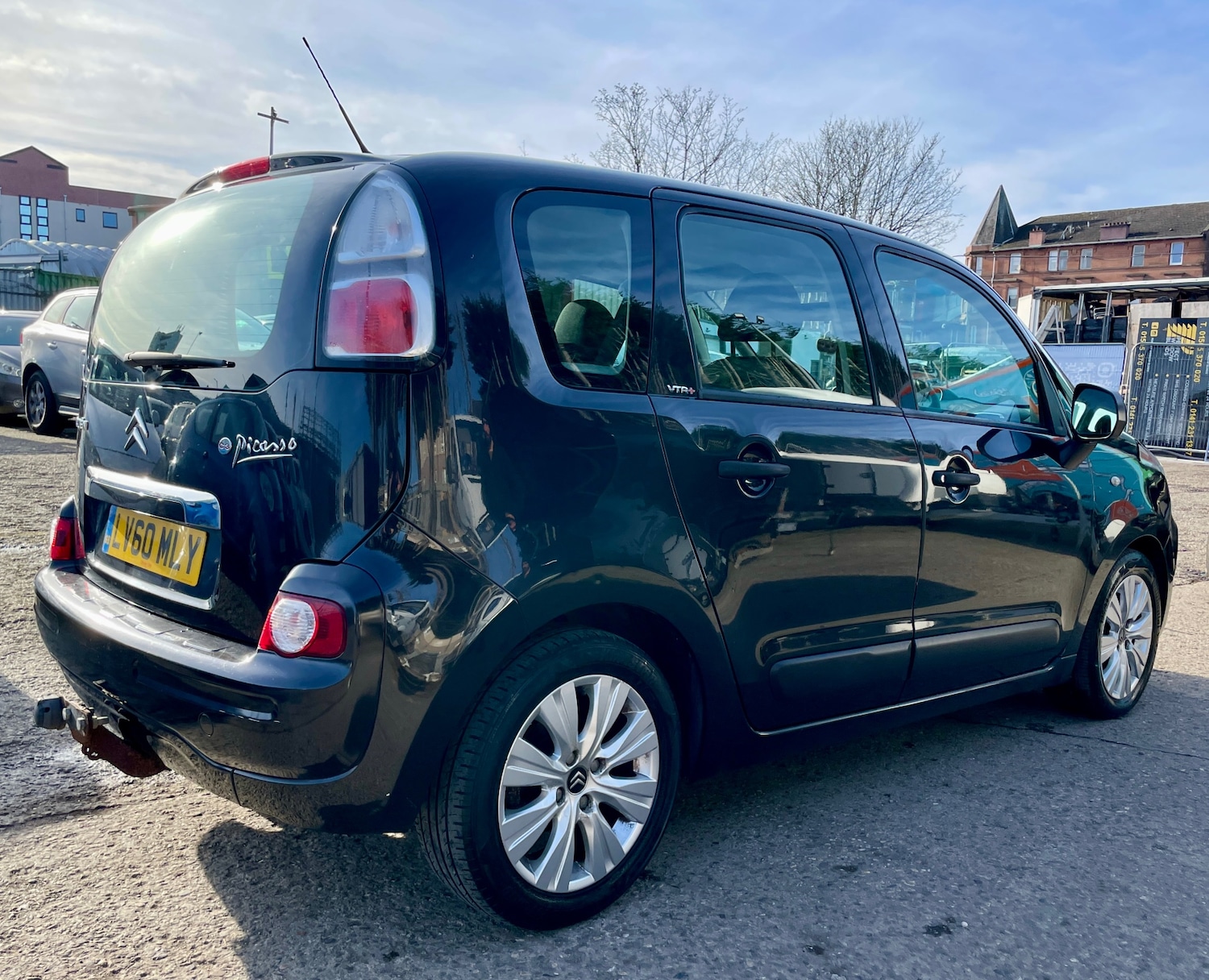 Used Citroen C3 Picasso 2010 for sale - 77584748: Photo 10