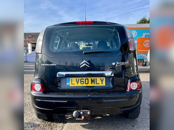 Used Citroen C3 Picasso 2010 for sale - 77584748: Photo