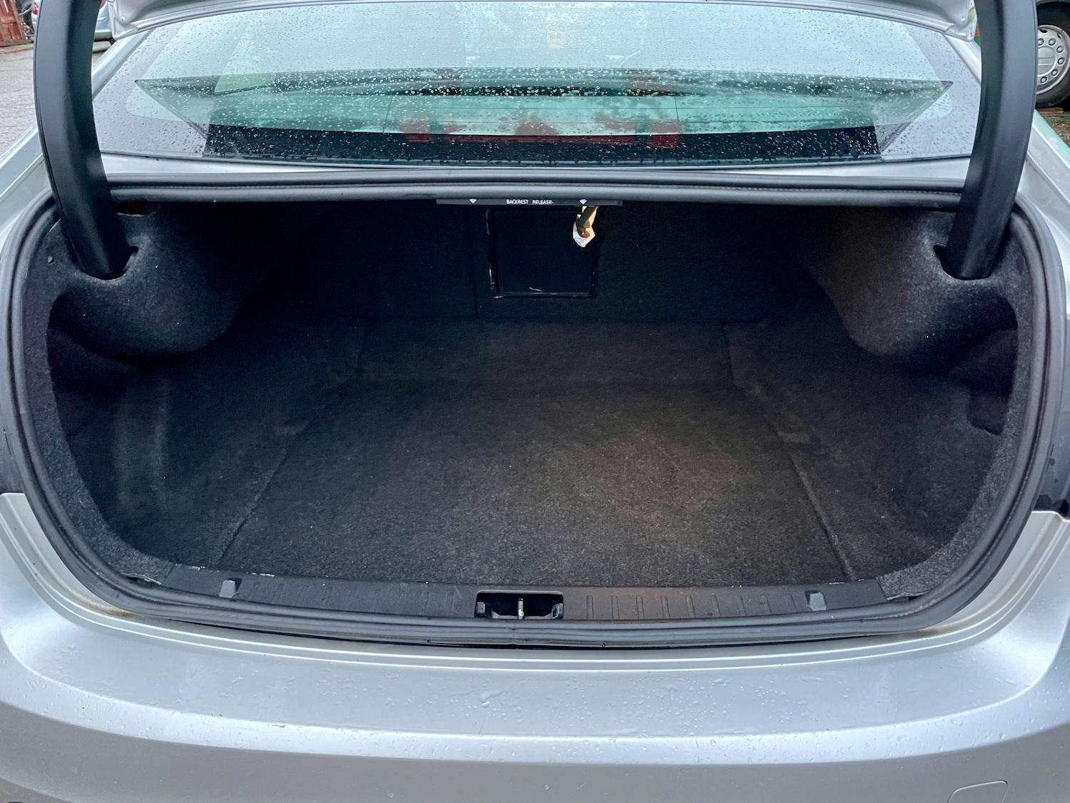 Used Volvo S60 2010 for sale - 76570732: Photo 11