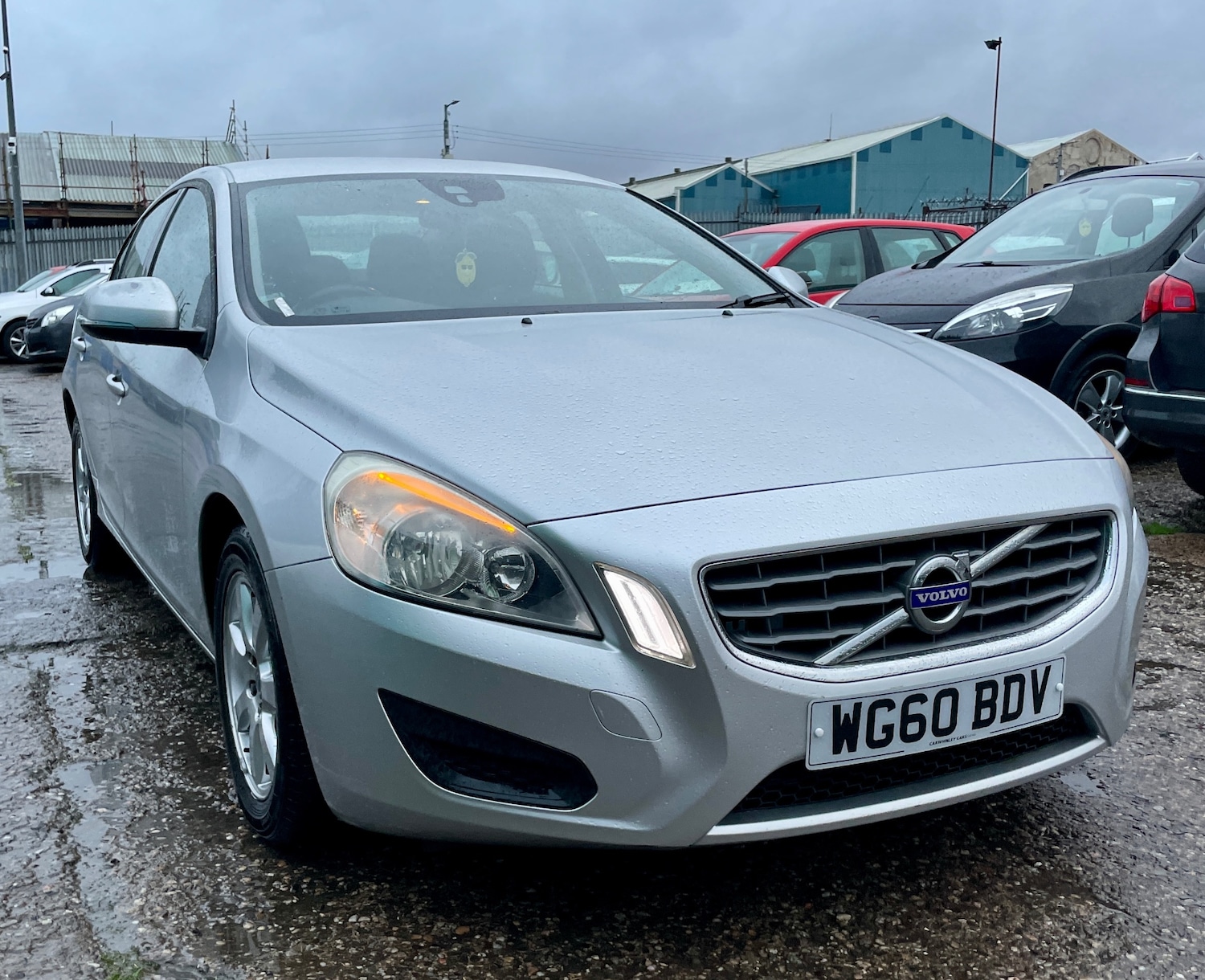 Used Volvo S60 2010 for sale - 76570732: Photo 12