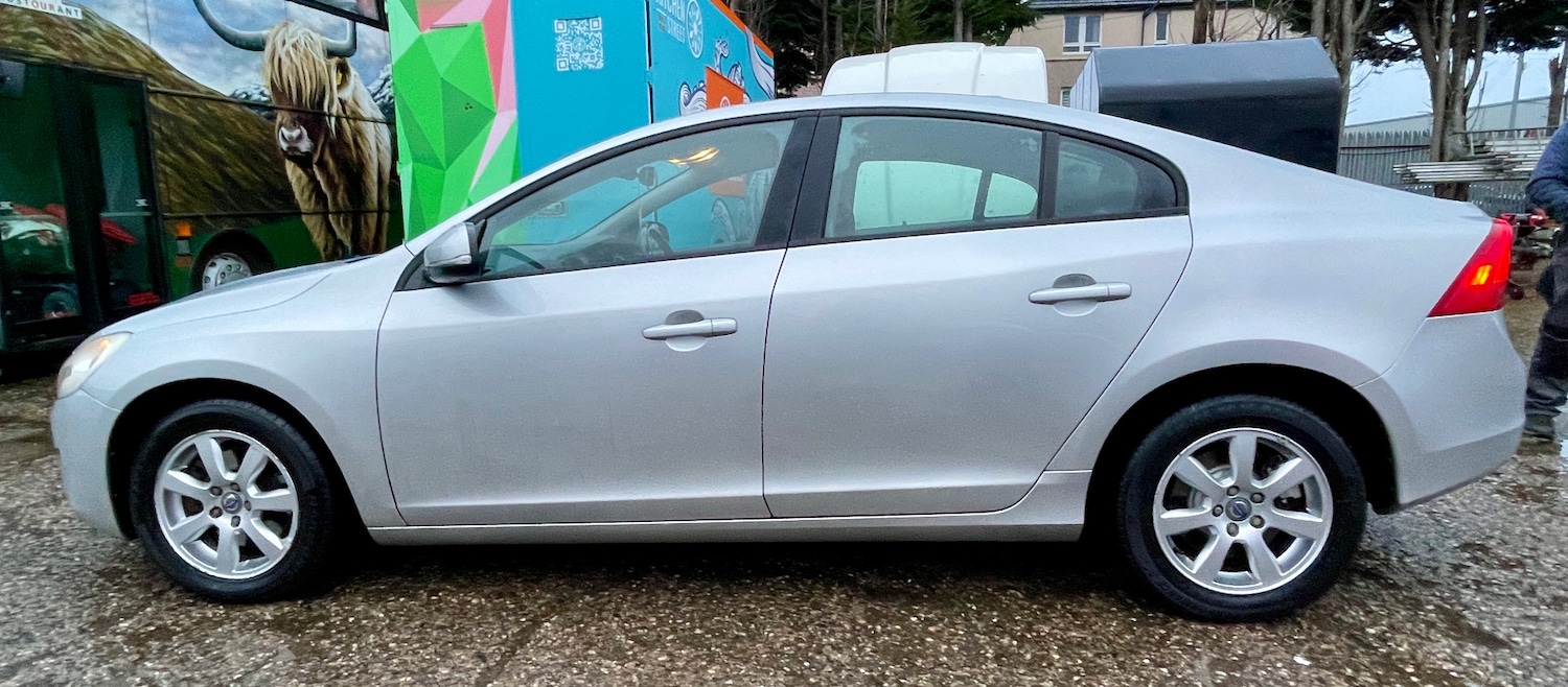 Used Volvo S60 2010 for sale - 76570732: Photo 19