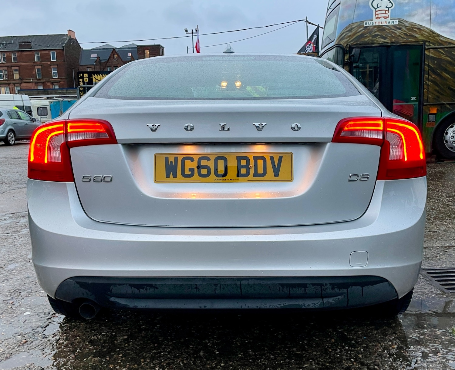 Used Volvo S60 2010 for sale - 76570732: Photo 8