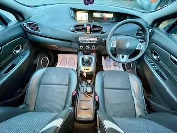 Used Renault Scenic 2011 for sale - 78617640: Photo